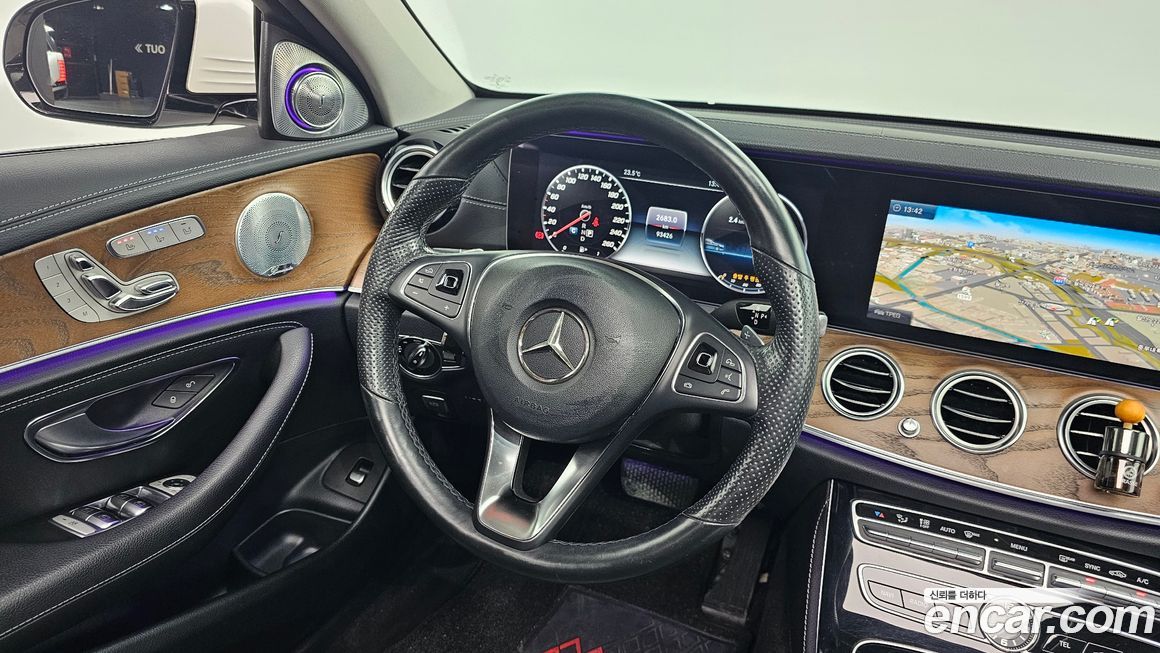 Mercedes-Benz E-Class 2018