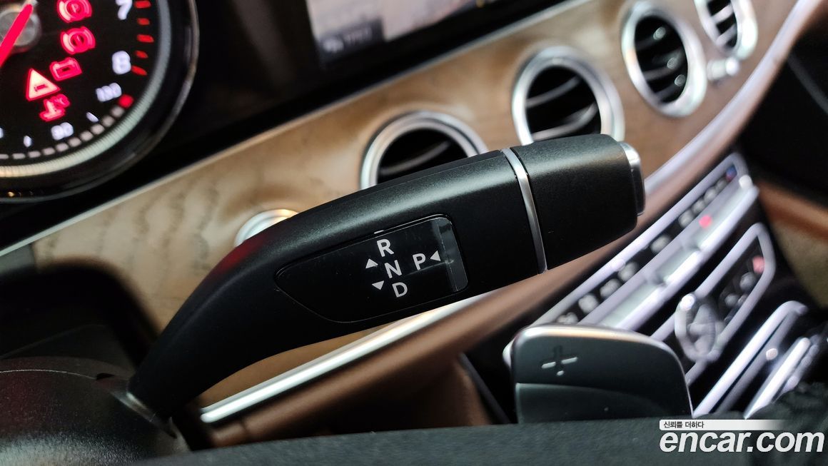 Mercedes-Benz E-Class 2018