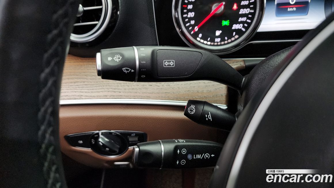 Mercedes-Benz E-Class 2018