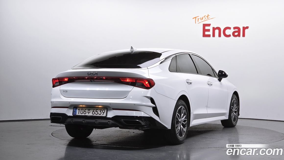 Kia K5 2023