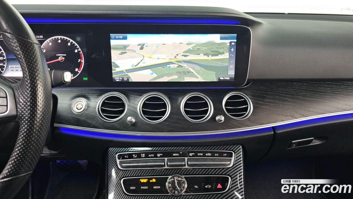 Mercedes-Benz E-Class 2017