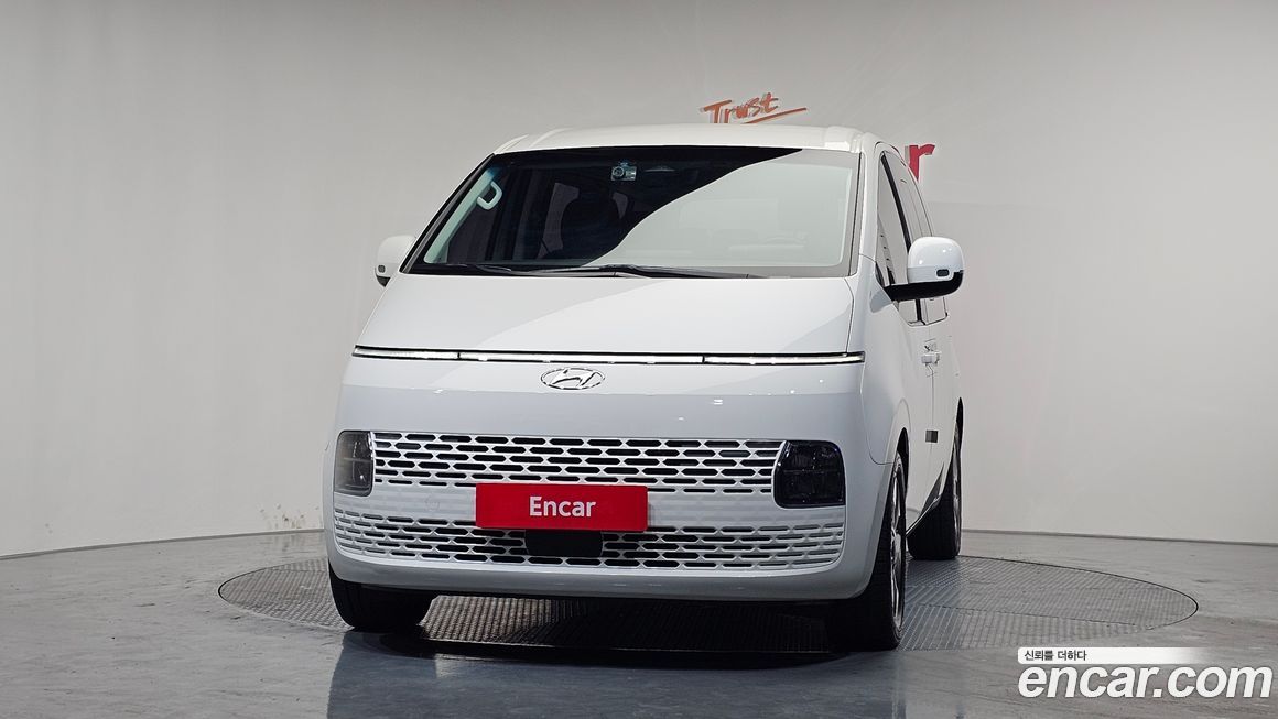 Hyundai Staria 2022