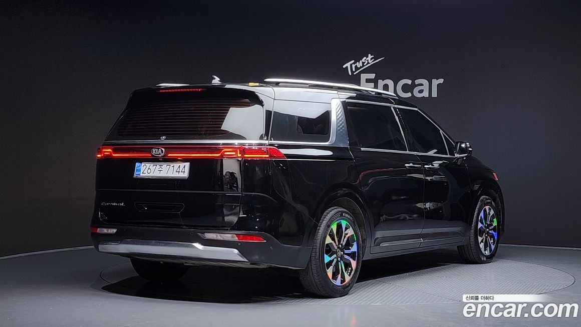 Kia Canival 2021