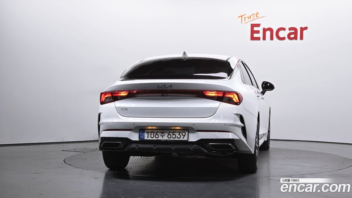 Kia K5 2023