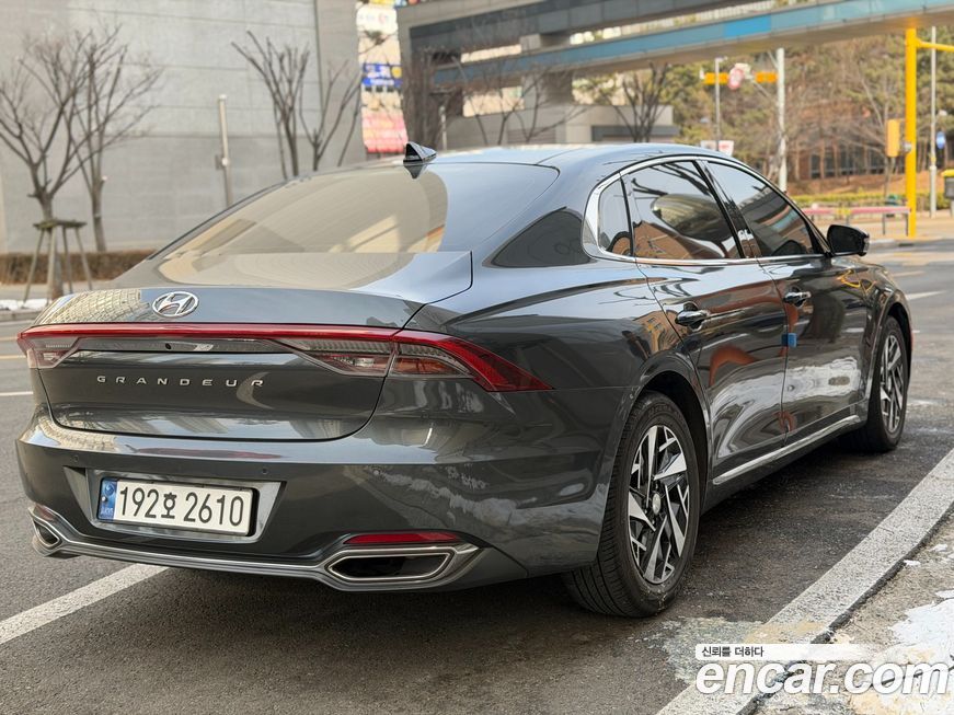 Hyundai Grandeur 2022
