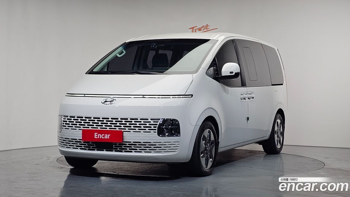 Hyundai Staria 2022