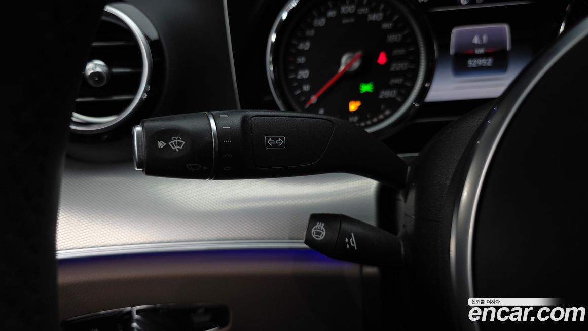 Mercedes-Benz E-Class 2019