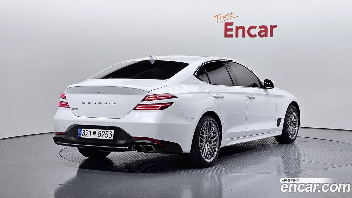 Genesis G70 2021