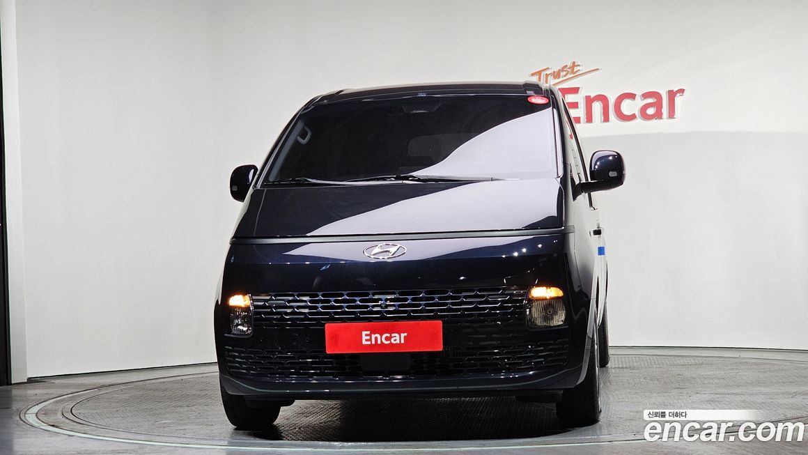 Hyundai Staria 2023