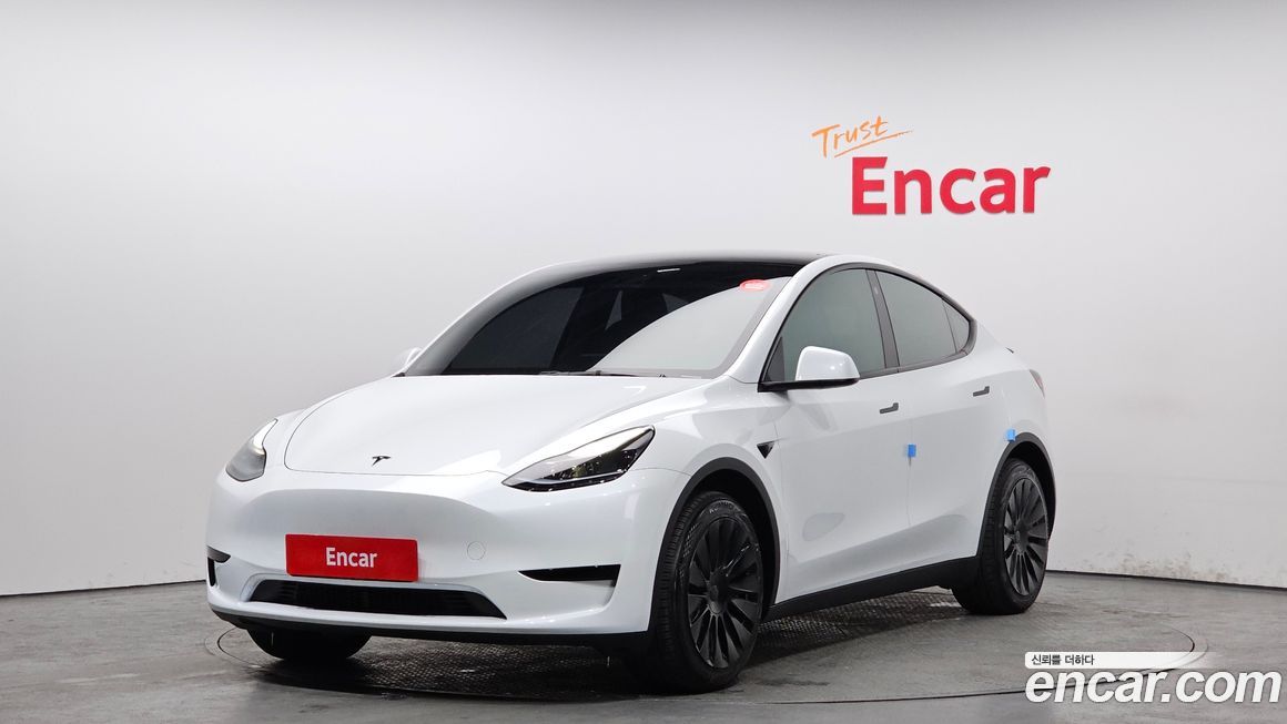 Tesla Model Y 2023
