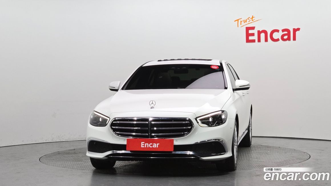 Mercedes-Benz E-Class 2021