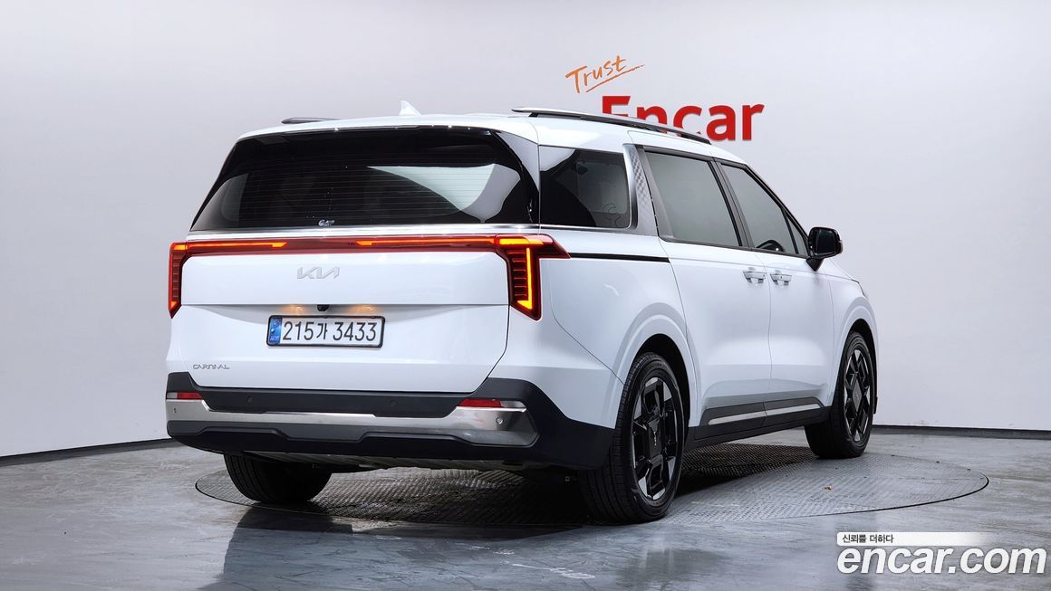 Kia Canival 2025