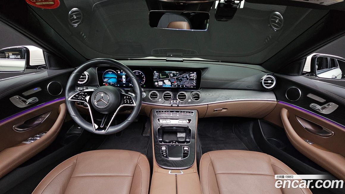 Mercedes-Benz E-Class 2023