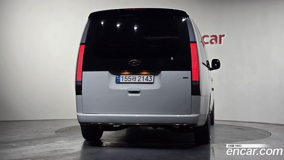 Hyundai Staria 2024