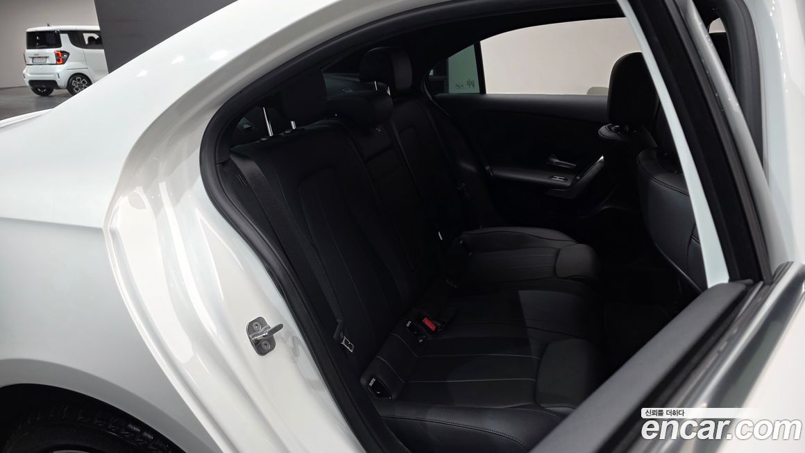 Mercedes-Benz A-Class 2024