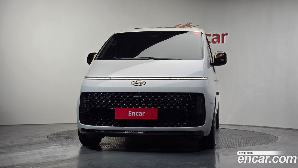 Hyundai Staria 2024