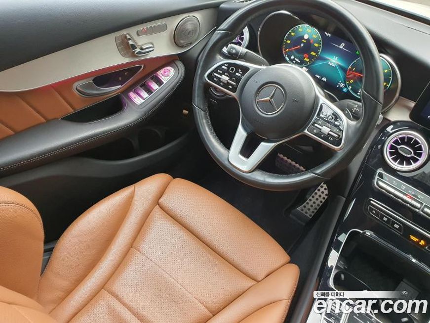 Mercedes-Benz GLC-Class 2021