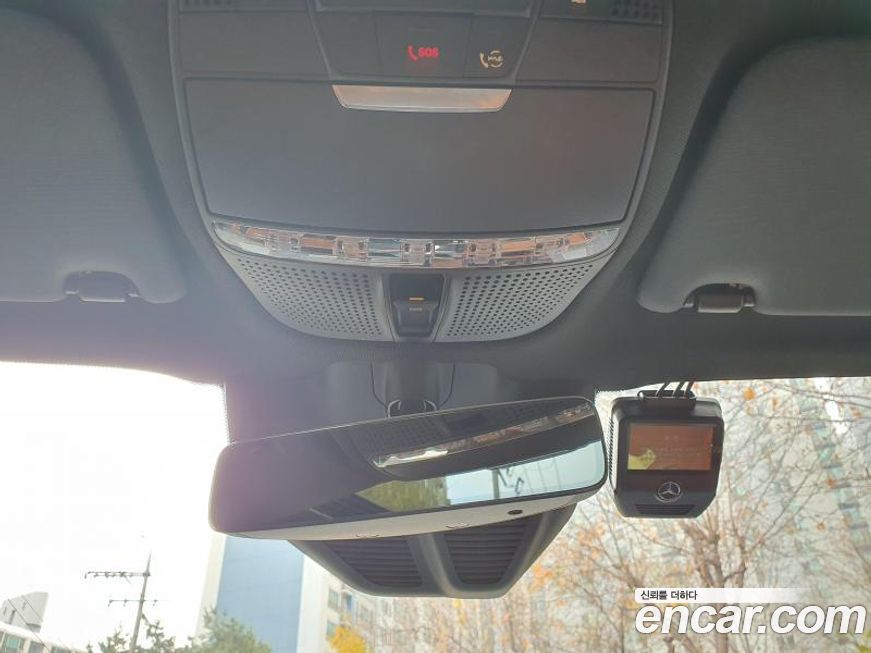 Mercedes-Benz GLC-Class 2021