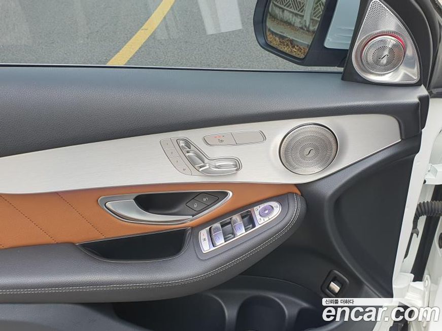 Mercedes-Benz GLC-Class 2021