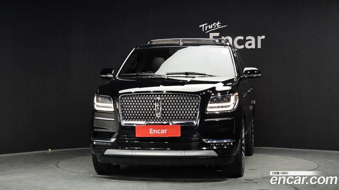 Lincoln Navigator 2021