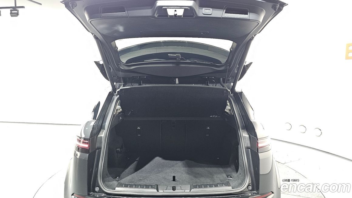 Land Rover Range Rover Evoque 2024