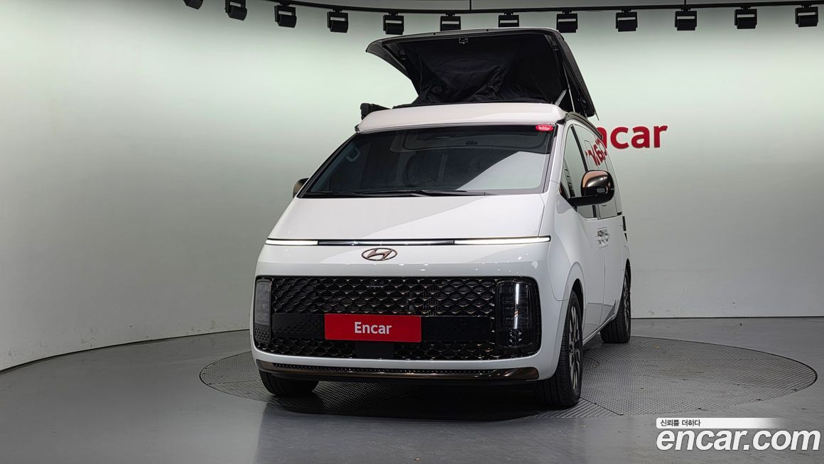 Hyundai Staria 2024
