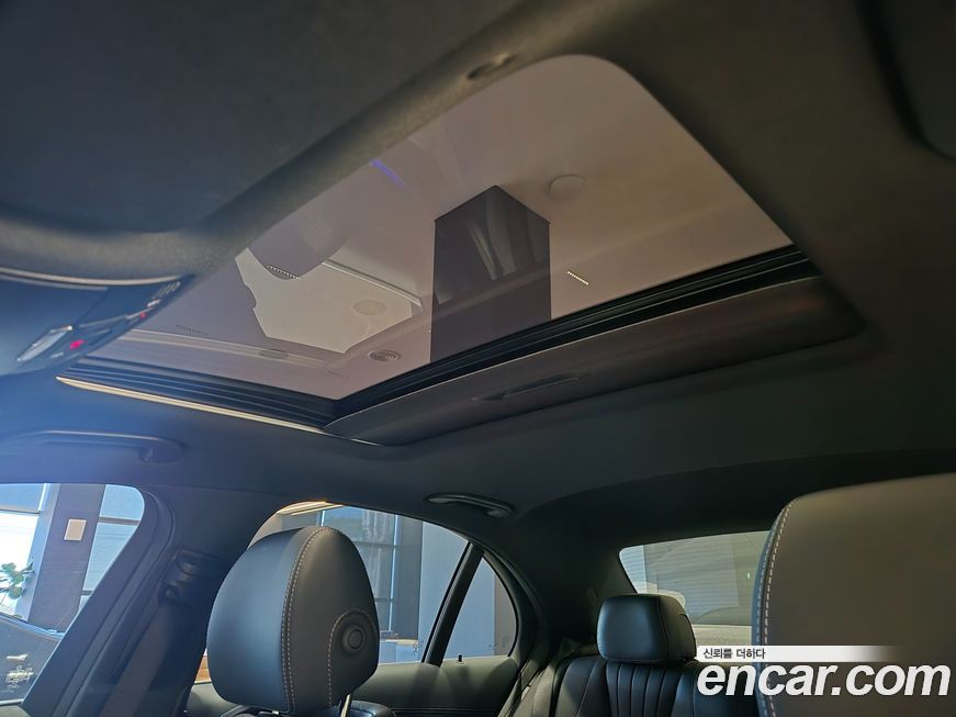 Mercedes-Benz E-Class 2023