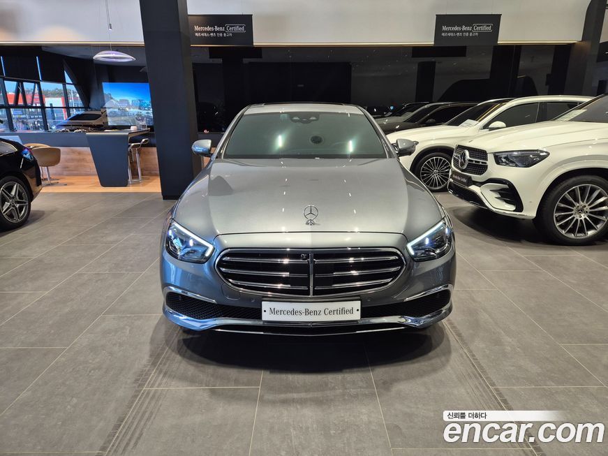 Mercedes-Benz E-Class 2023