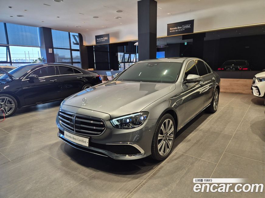 Mercedes-Benz E-Class 2023