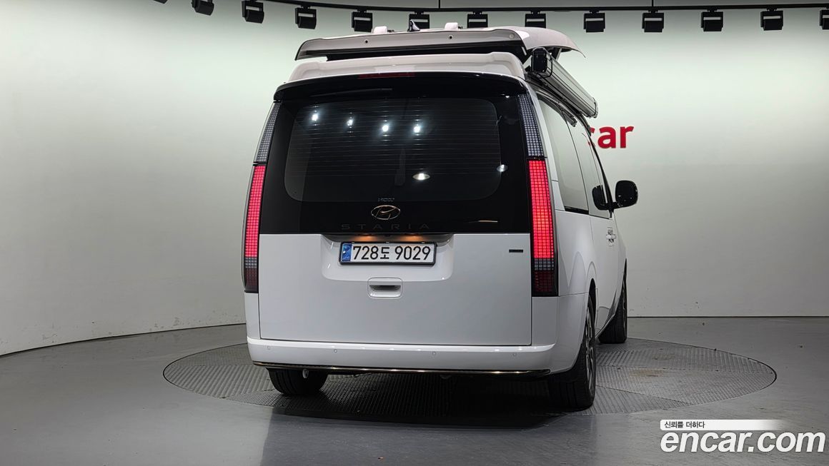 Hyundai Staria 2024
