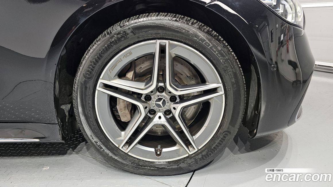 Mercedes-Benz S-Class 2022