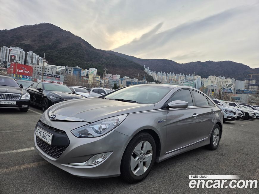 Hyundai Sonata 2012