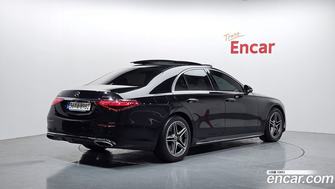 Mercedes-Benz S-Class 2022