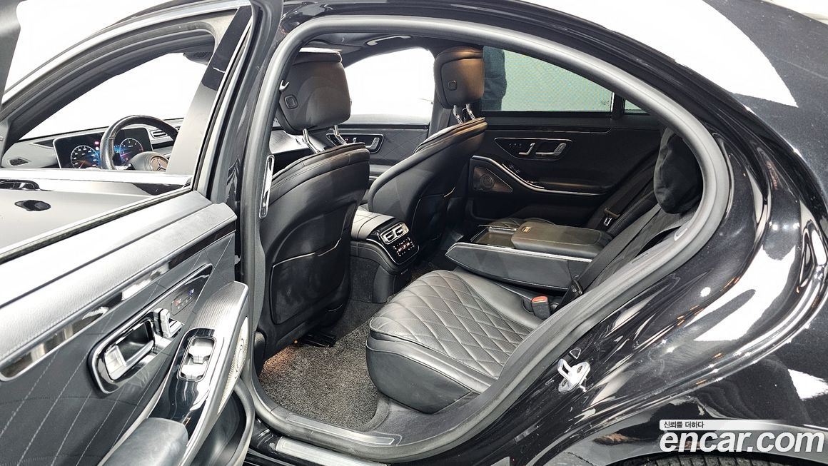 Mercedes-Benz S-Class 2022