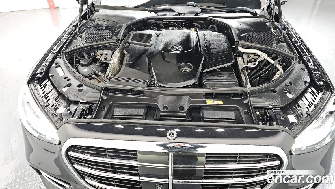 Mercedes-Benz S-Class 2022