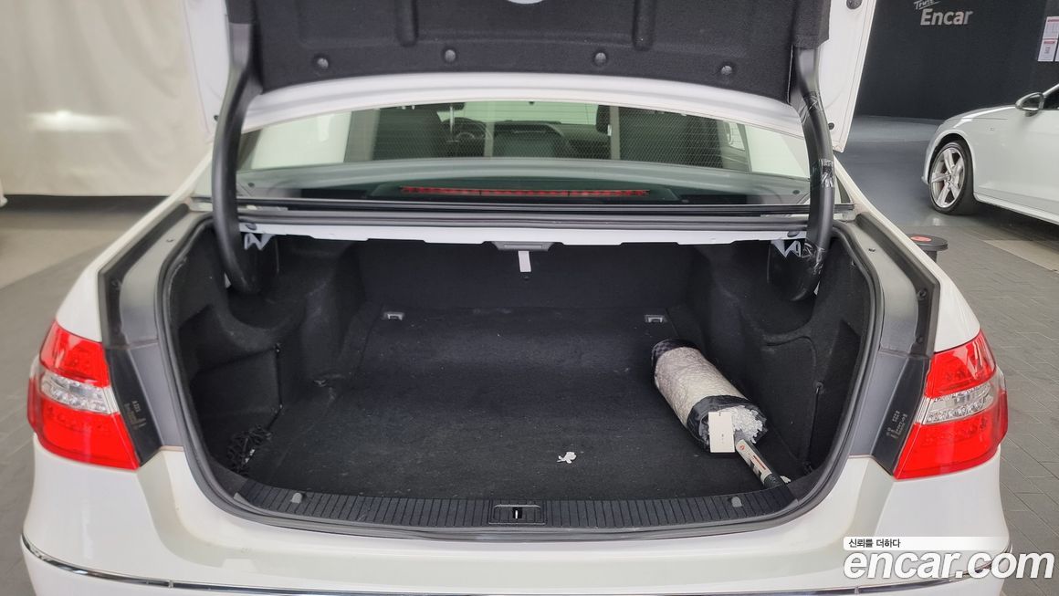 Mercedes-Benz E-Class 2013