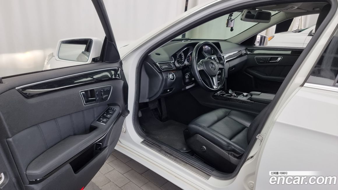 Mercedes-Benz E-Class 2013