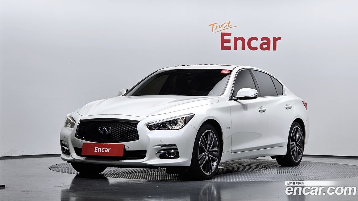 Infiniti Q50 2016
