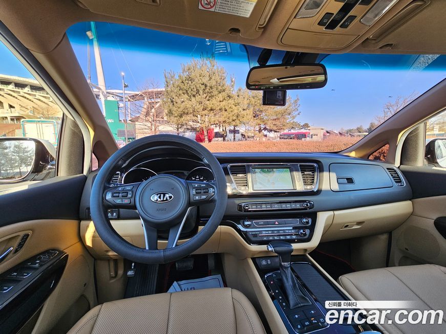 Kia Canival 2017