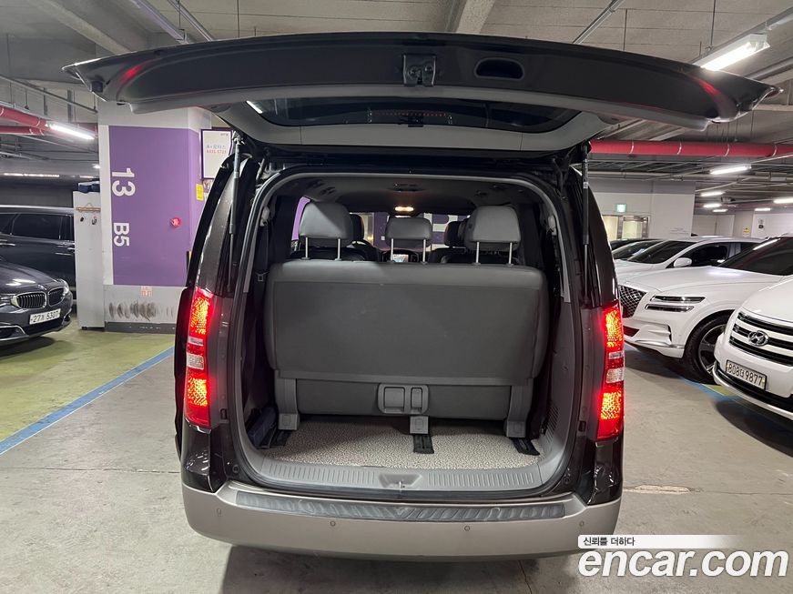 Hyundai Starex 2019