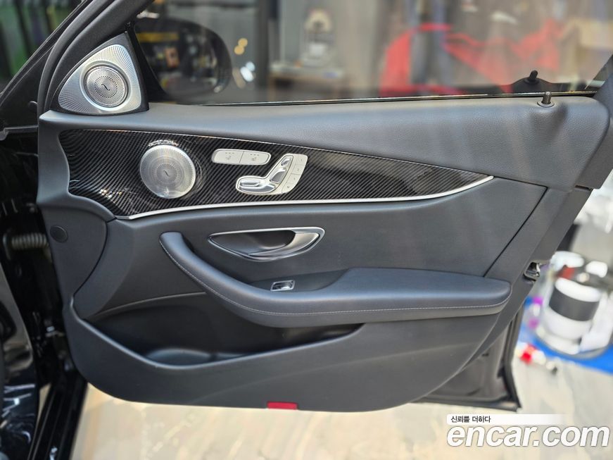 Mercedes-Benz E-Class 2017