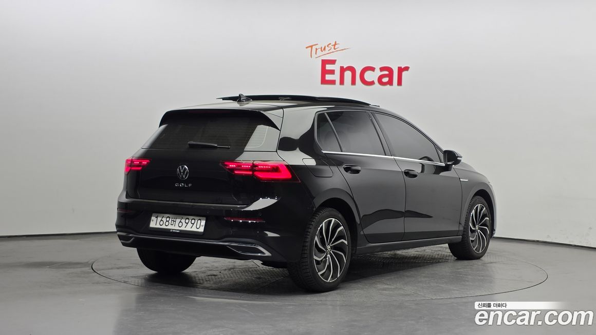 Volkswagen Golf 2022