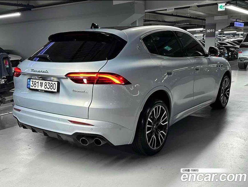 Maserati Grecale 2023