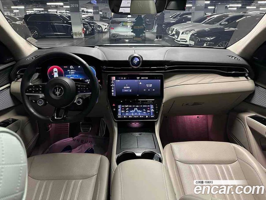 Maserati Grecale 2023