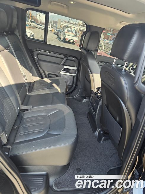 Land Rover Defender 2020