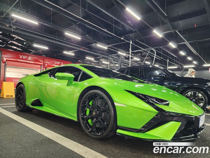 Lamborghini Huracan 2023