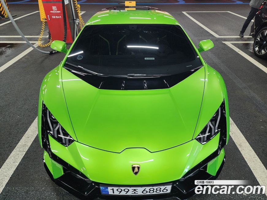 Lamborghini Huracan 2023