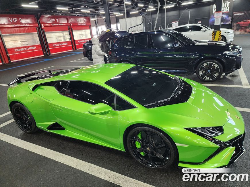 Lamborghini Huracan 2023