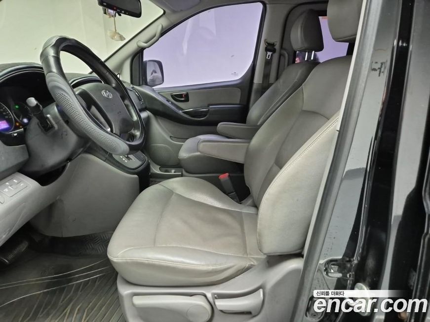 Hyundai Starex 2019