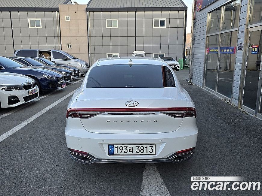 Hyundai Grandeur 2022